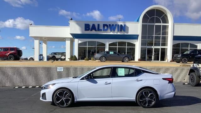 2025 Nissan Altima 2.5 SR