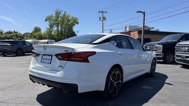 2023 Nissan Altima 2.5 SR