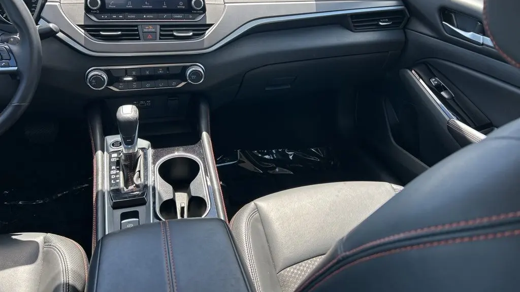 2025 Nissan Altima 2.5 SR