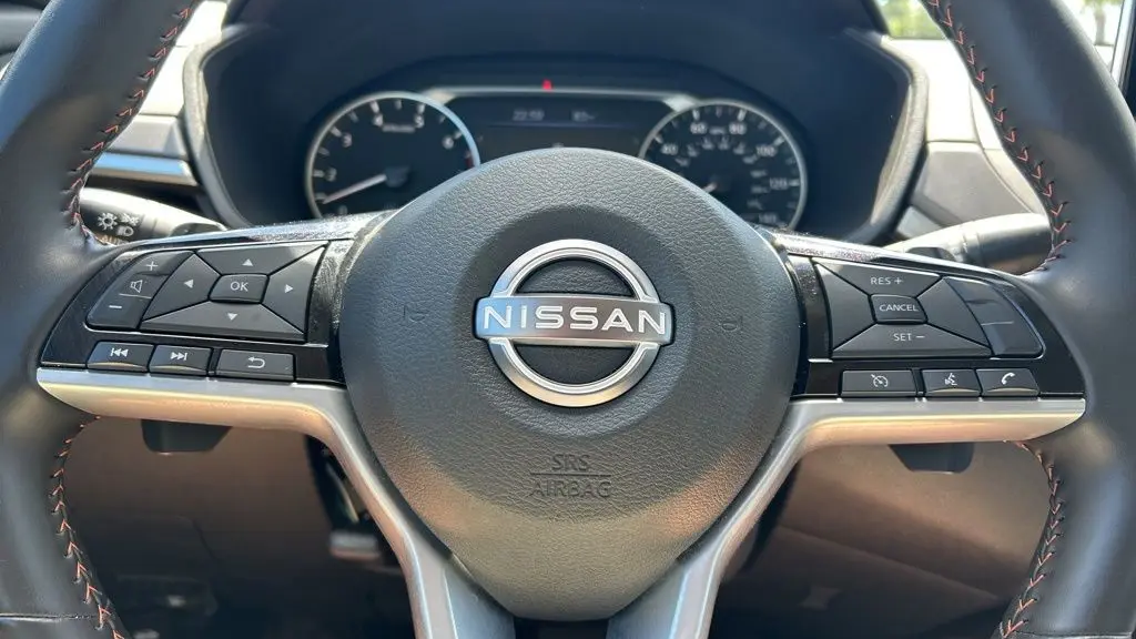 2025 Nissan Altima 2.5 SR