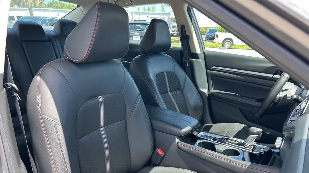 2025 Nissan Altima 2.5 SR