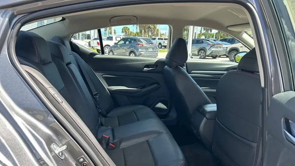 2025 Nissan Altima 2.5 SR