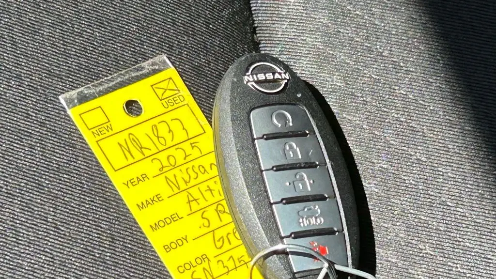 2025 Nissan Altima 2.5 SR