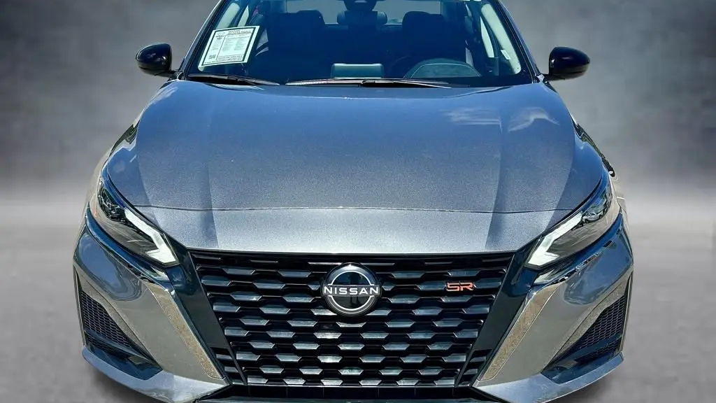 2025 Nissan Altima 2.5 SR