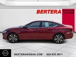 2021 Altima Thumbnail 1