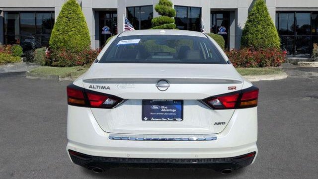 2023 Nissan Altima 2.5 SR