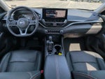 2023 Altima Thumbnail 2