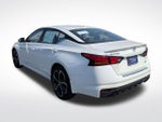 2023 Altima Thumbnail 5
