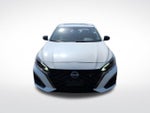 2023 Altima Thumbnail 11