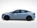2023 Altima Thumbnail 13