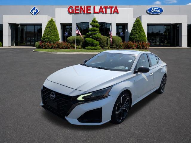 2023 Nissan Altima - $21,500