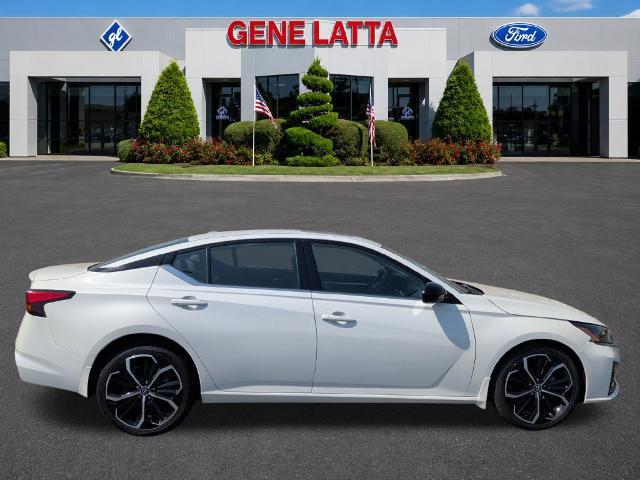 2023 Nissan Altima - $21,500