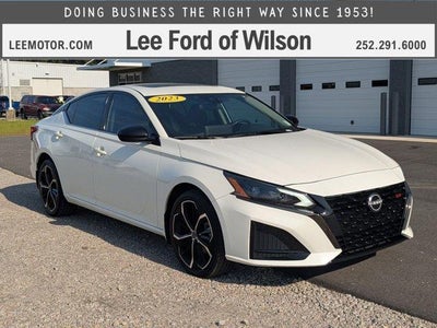 Photo of a 2023 Nissan Altima AWD 2.5 SR 4DR Sedan for sale