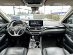 2024 Altima Thumbnail 3