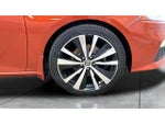 2021 Altima Thumbnail 21