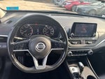 2022 Altima Thumbnail 11