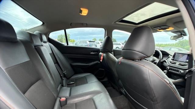 2022 Nissan Altima 2.5 SR