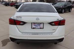 2022 Altima Thumbnail 6