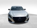 2023 Altima Thumbnail 16