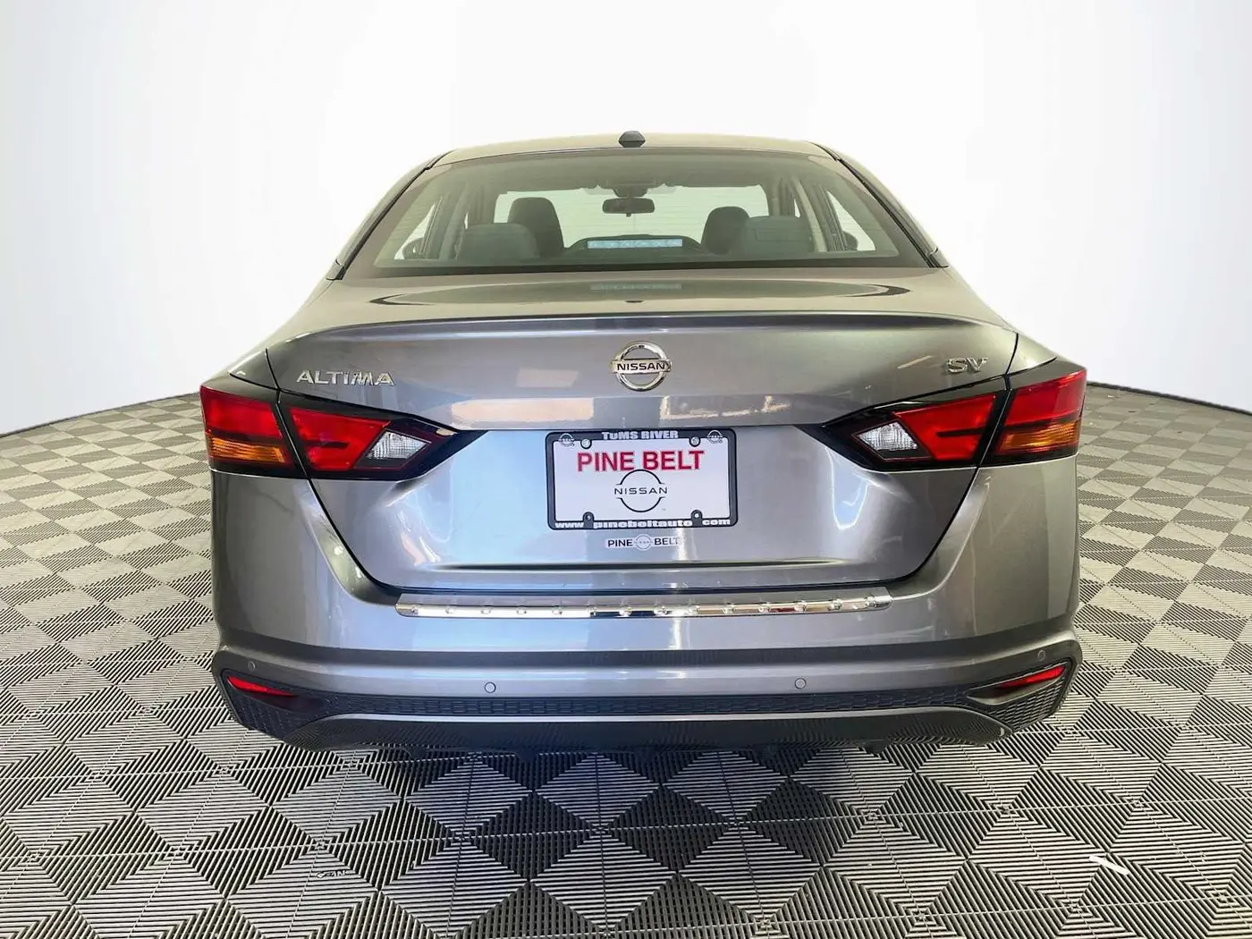 2022 Nissan Altima - $14,995