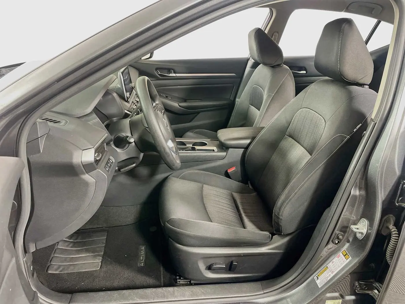 2022 Nissan Altima - $14,995