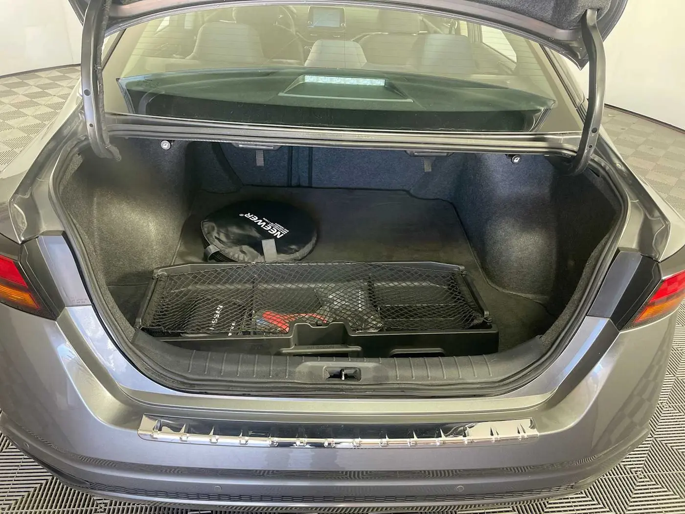 2022 Nissan Altima - $14,995