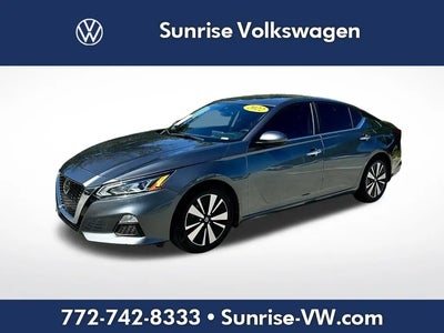 Photo of a 2022 Nissan Altima 2.5 SV 4DR Sedan for sale