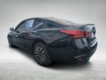 2023 Altima Thumbnail 24
