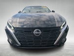 2023 Altima Thumbnail 27