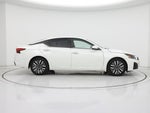 2023 Altima Thumbnail 7
