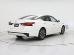 2023 Altima Thumbnail 8