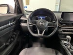 2023 Altima Thumbnail 21