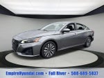 2023 Altima Thumbnail 1