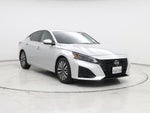 2023 Altima Thumbnail 1