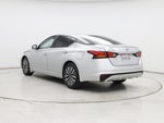 2023 Altima Thumbnail 2