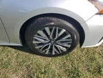 2024 Altima Thumbnail 6