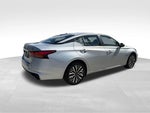 2024 Altima Thumbnail 7