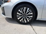 2024 Altima Thumbnail 10