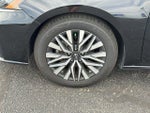 2024 Altima Thumbnail 9