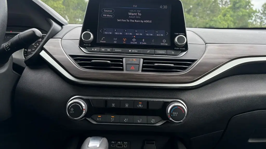 2024 Nissan Altima 2.5 SV