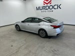 2024 Altima Thumbnail 2