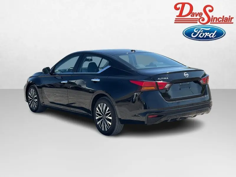 2025 Nissan Altima - $21,995