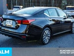 2025 Altima Thumbnail 3