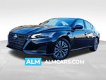 2025 Altima Thumbnail 70