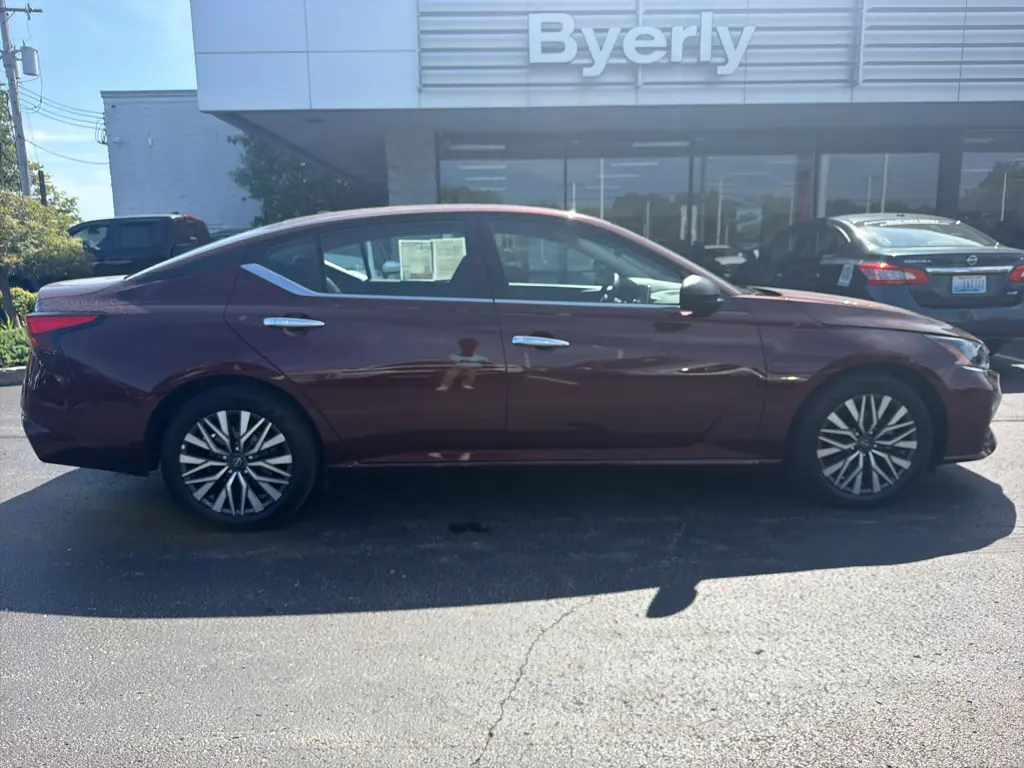 2025 Nissan Altima - $19,995