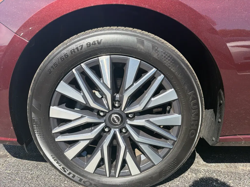 2025 Nissan Altima - $19,995