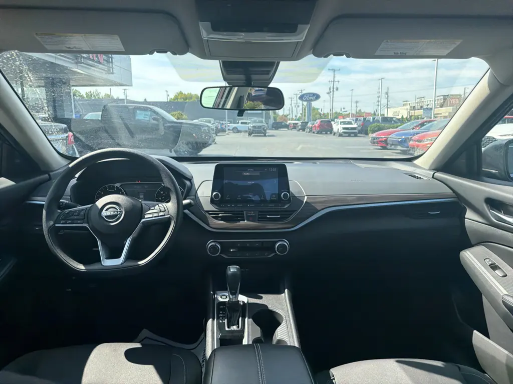2025 Nissan Altima - $19,995