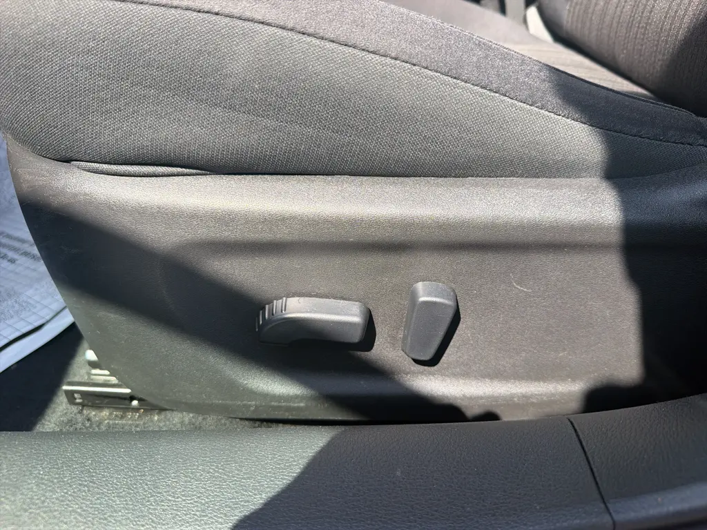 2025 Nissan Altima - $19,995