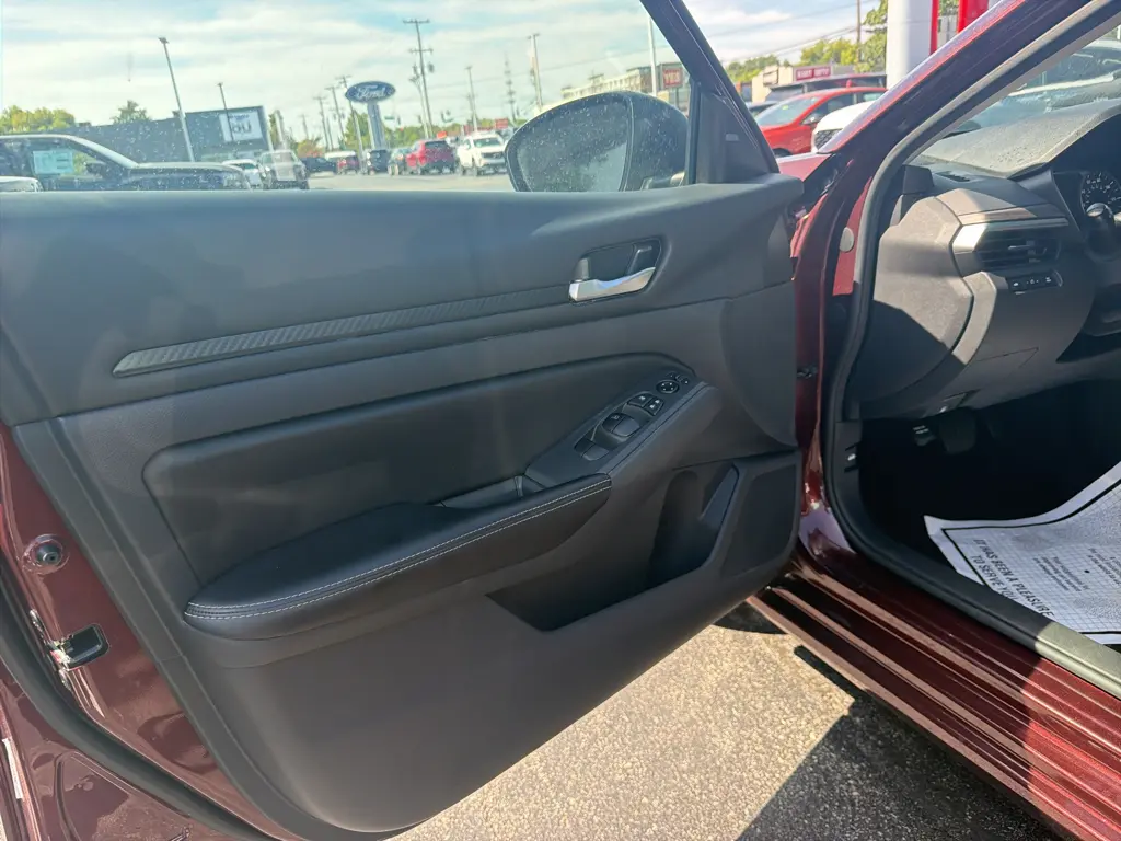 2025 Nissan Altima - $19,995