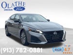 2025 Altima Thumbnail 7